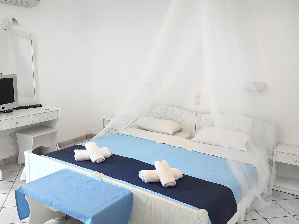 Apart Hotel Blumarin Agios Gordios  Exterior photo